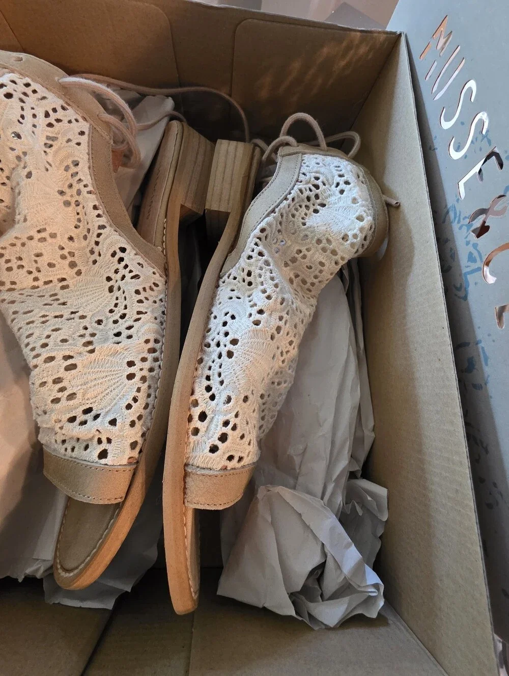 Musse & Cloud Ainee Eyelet/leather Lace-Up Back Sandals Size 8 LNIB